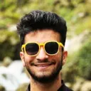 <علی مومیوند>